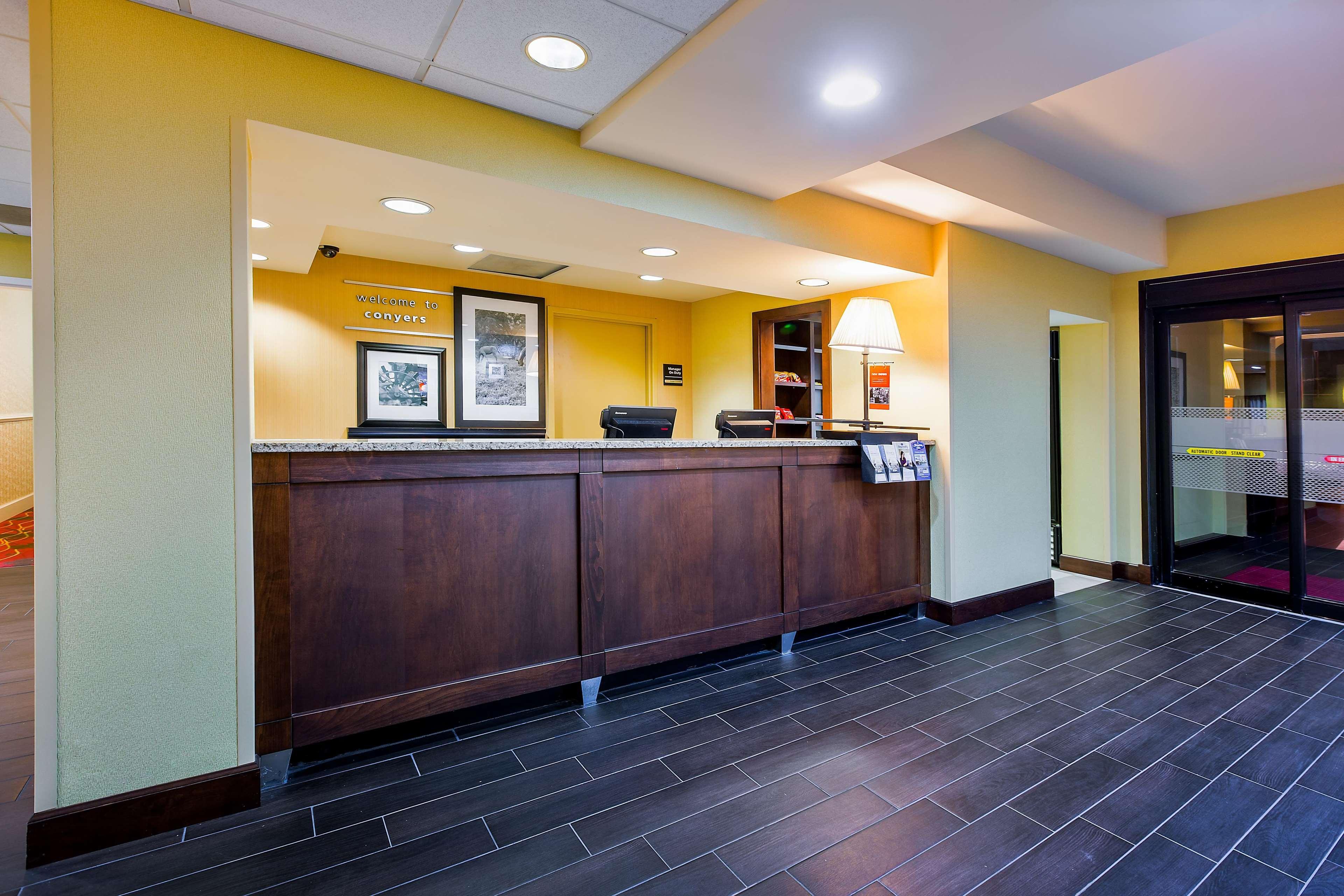 Hampton Inn Conyers Ngoại thất bức ảnh